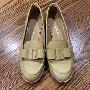 Selling a worn-2x pair of size 9 ferragamo flats. Too big for me (a true sz 8)